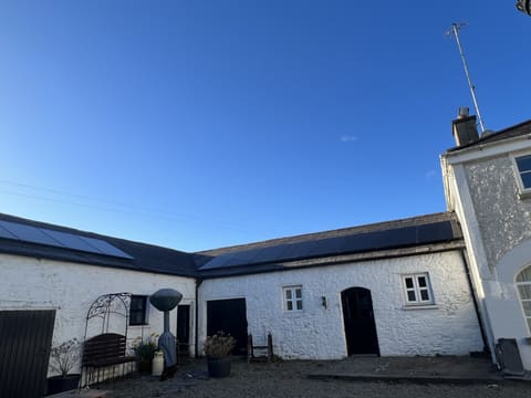 Solar panel installation Termonfeckin, solar PV installers Termonfeckin – Fennor Developments